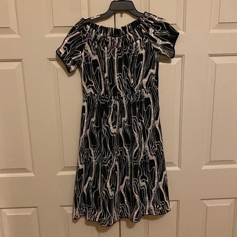 Simple off the shoulder dress in black and white